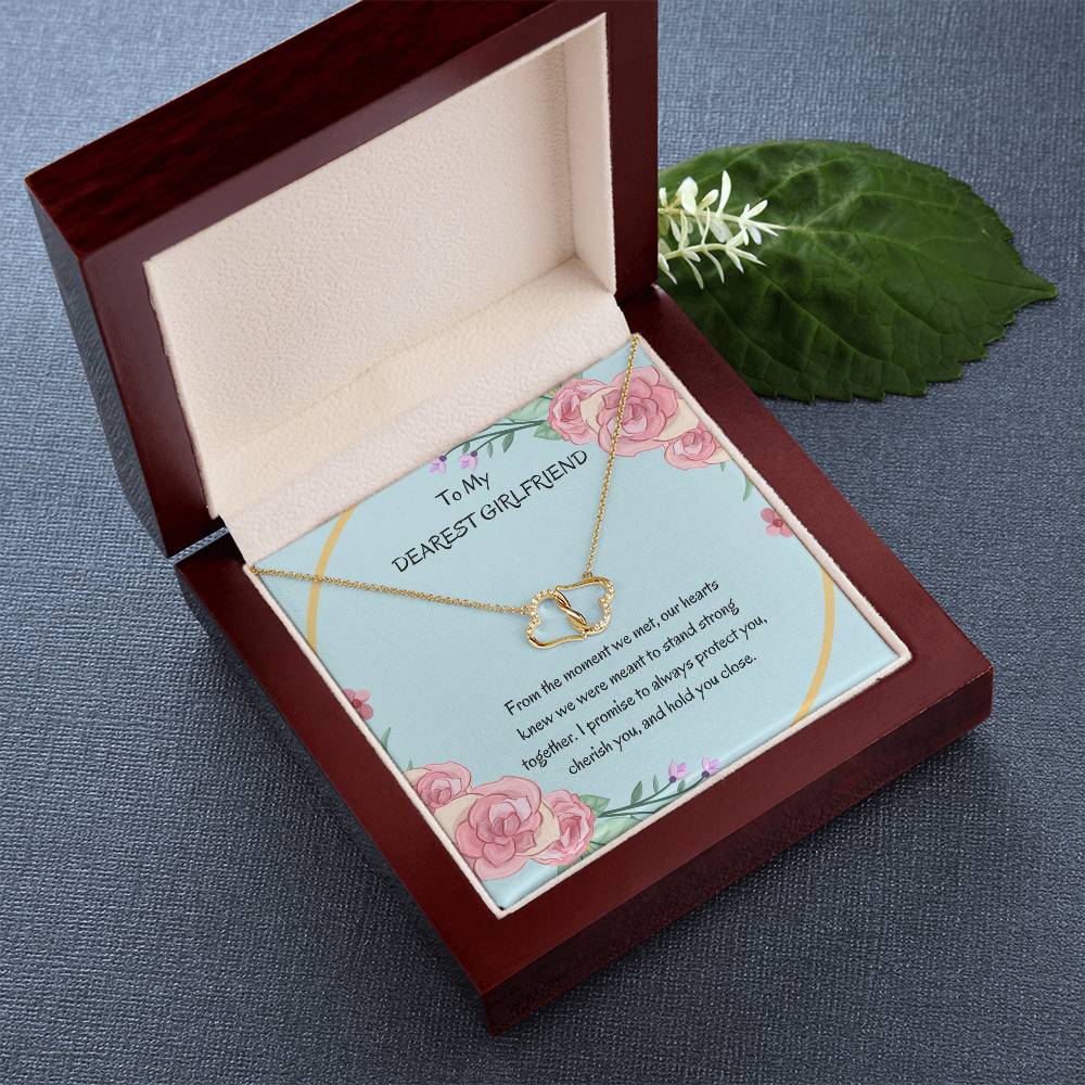 To My Girlfriend Necklace Gift | Stunning Gold Heart Pendant Necklace for Girlfriend - SOUVMOUR