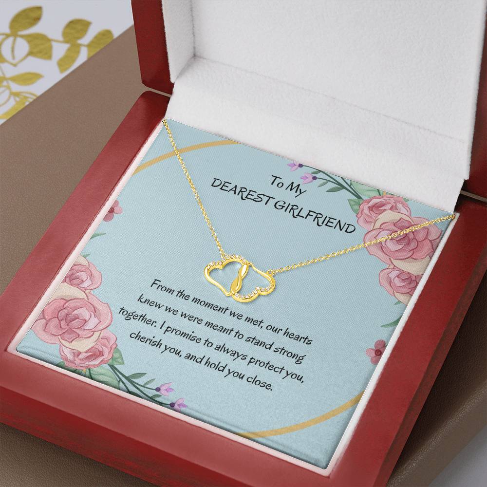 To My Girlfriend Necklace Gift | Stunning Gold Heart Pendant Necklace for Girlfriend - SOUVMOUR