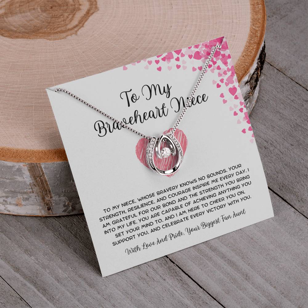 To My Braveheart Niece - From Aunt to Niece Lucky In Love Necklace - SOUVMOUR