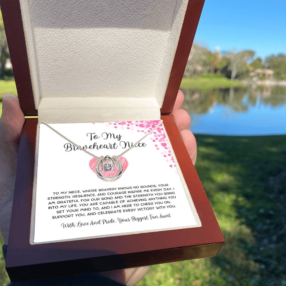 To My Braveheart Niece - From Aunt to Niece Lucky In Love Necklace - SOUVMOUR
