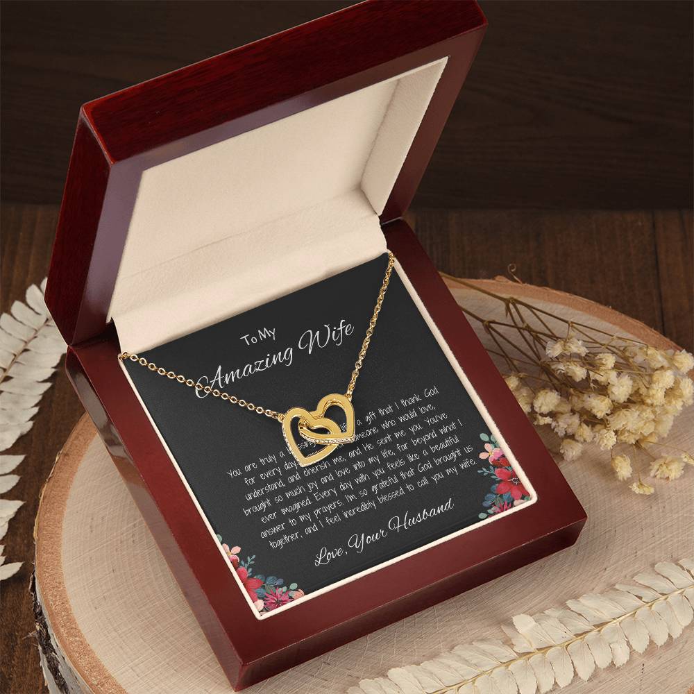 To My Amazing Wife - Heart-Shaped Necklace Romantic Gift for Wife