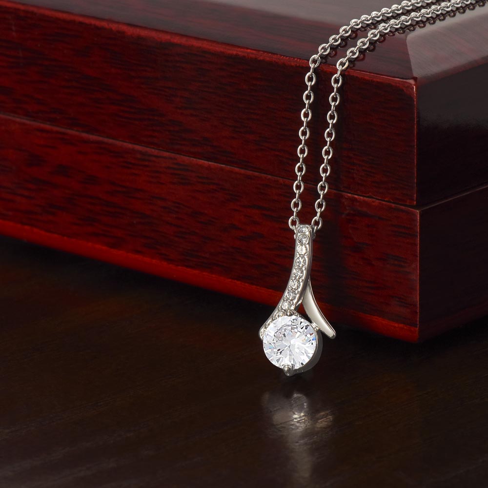 To My Little Wonder - From Aunt to Niece Alluring Beauty Necklace - SOUVMOUR