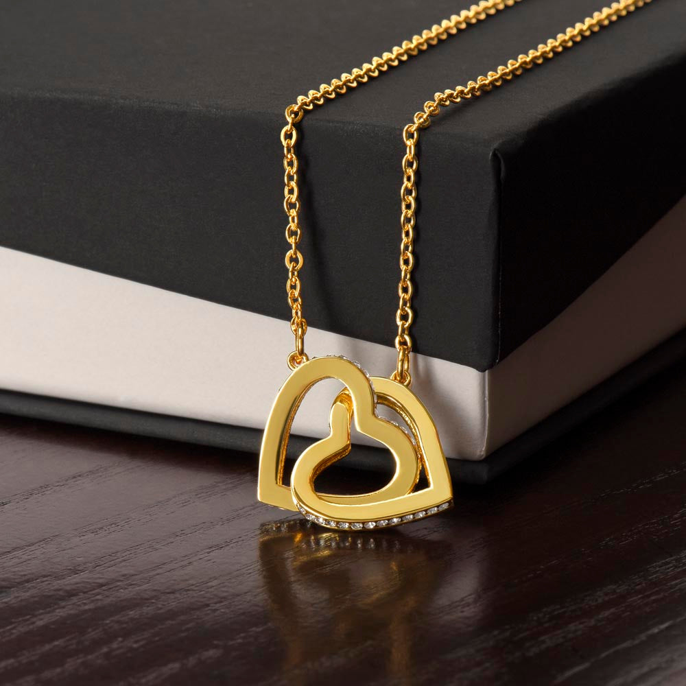 To My Little Wonder - From Aunt to Niece Interlocking Hearts Necklace - SOUVMOUR