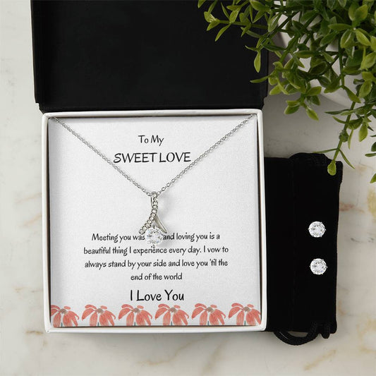 Necklace and Earring Bundle For Girlfriend | Alluring Beauty Earrings Set for Girlfriend - SOUVMOUR