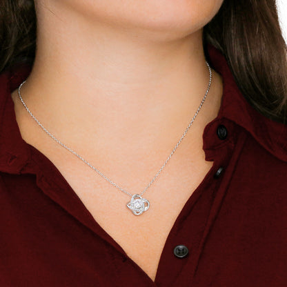 To My Mom, the Woman Who Loves Me Unconditionally | Love Knot Necklace | Necklace Gift for Mom