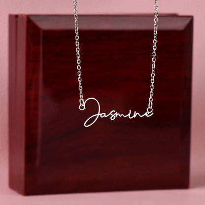 To My Little Starlet - From Aunt to Niece Signature Name Necklace - SOUVMOUR