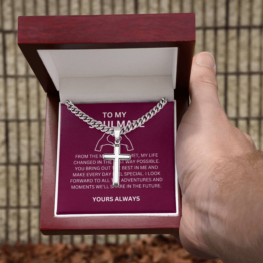 A Gift for My Boyfriend — Personalized Cross Necklace with Cuban Link Chain & Heartfelt Message Card
